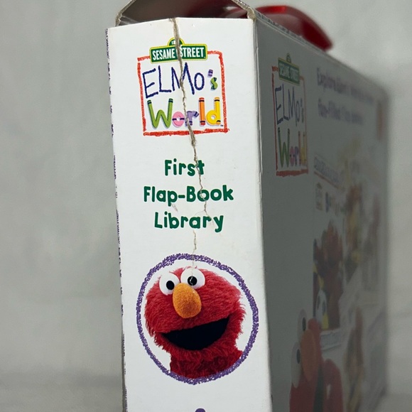 123 Sesame Street Elmo’s World First Flap-Book Library with 3 Sturdy Board Books - Picture 7 of 7